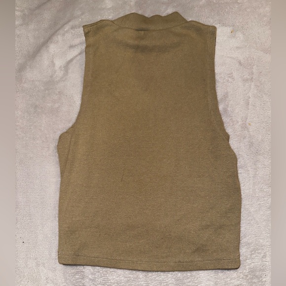 "Forever 21 Taupe Rib-Knit Tight-Fitting Tank Top - Size Small" - Picture 4 of 7